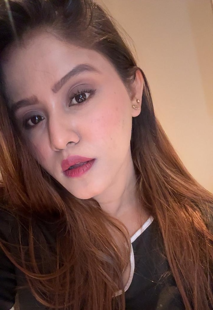Chennai Airhostess Escort Neha