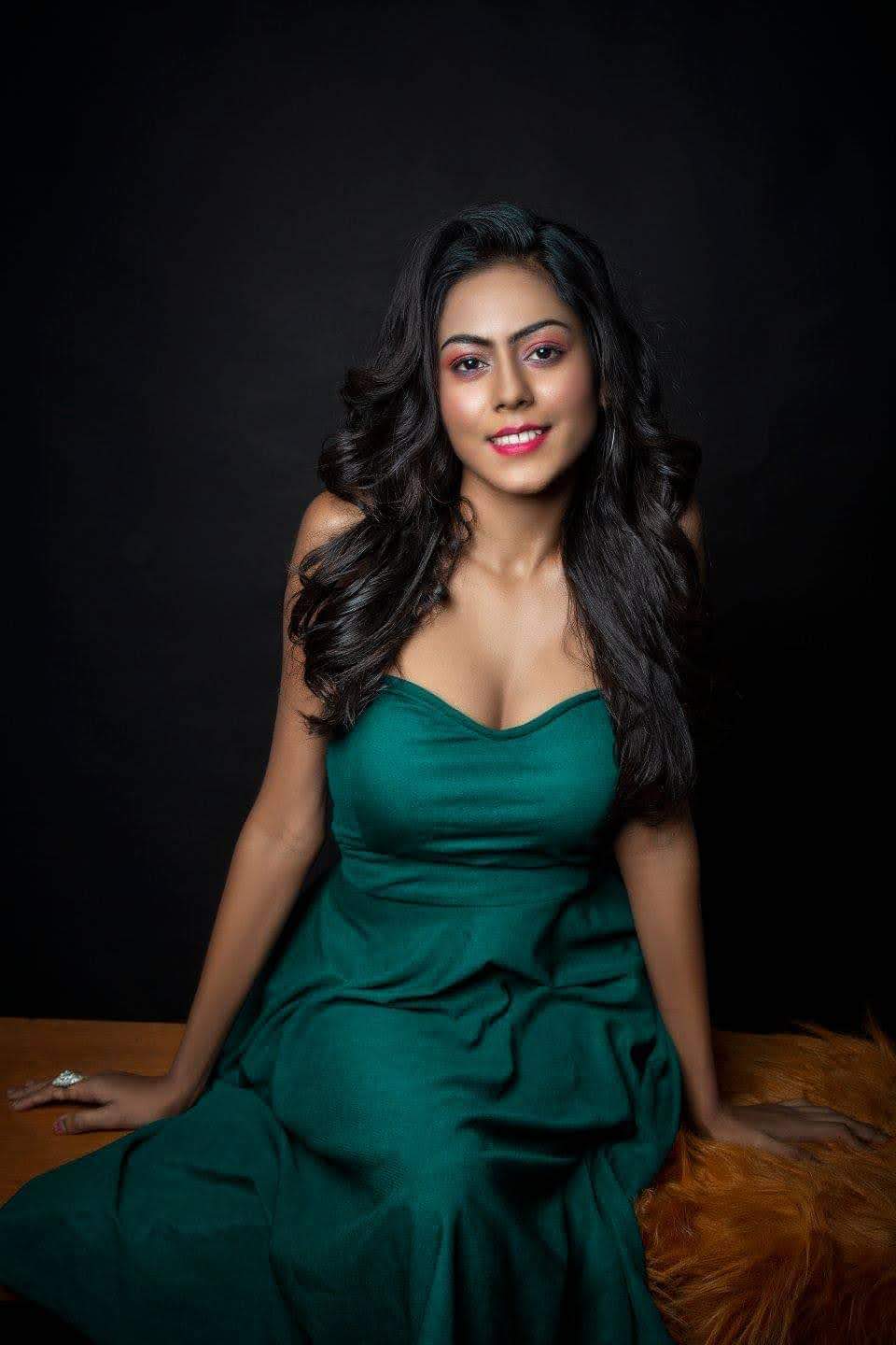 Chennai Airhostess Escort Neha