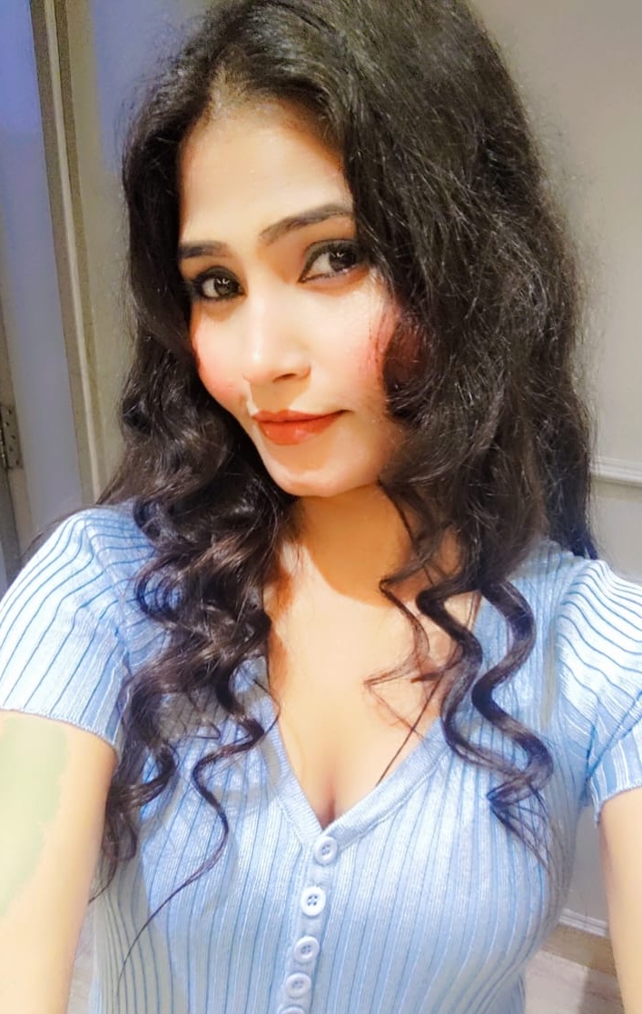 Chennai Airhostess Escort Neha