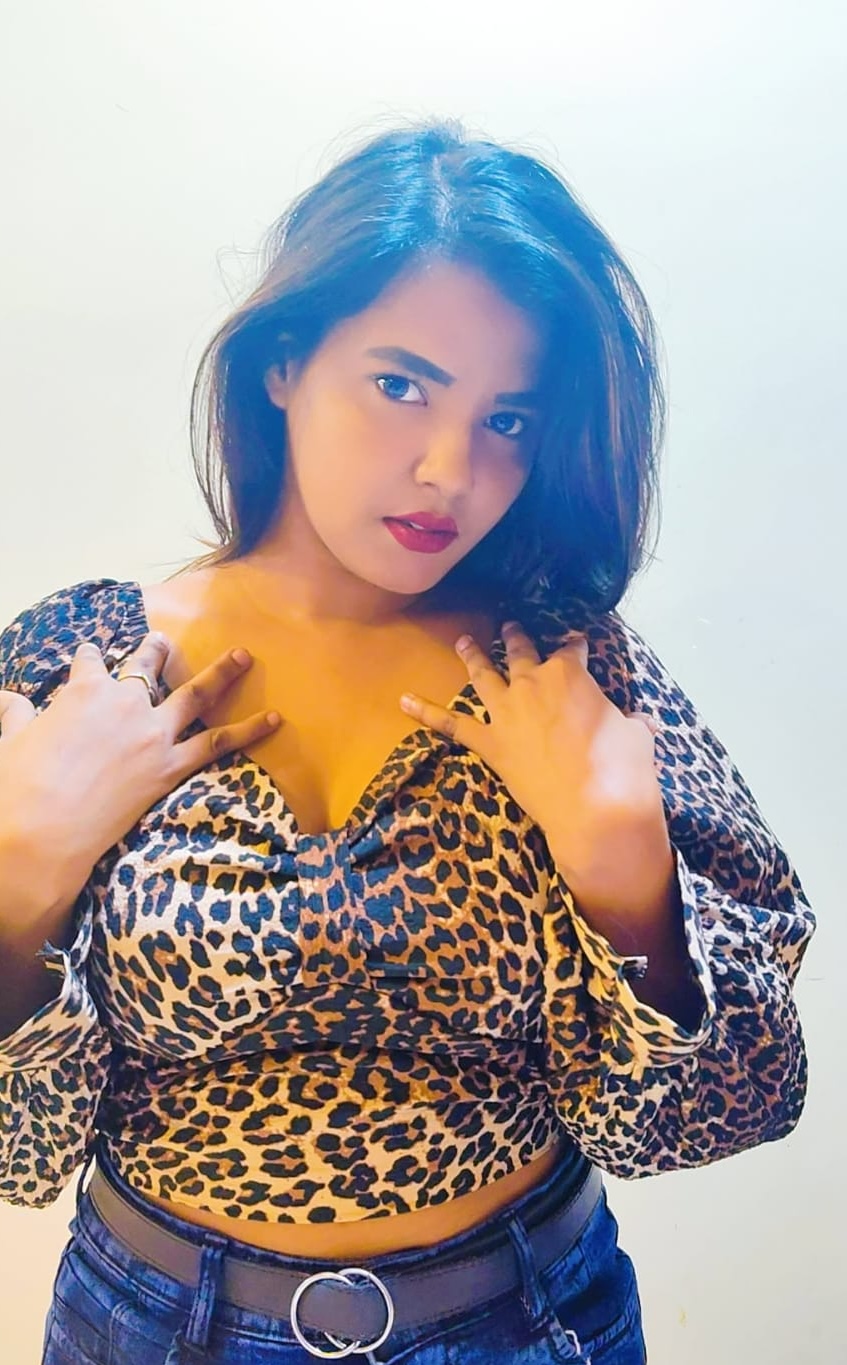 Chennai Airhostess Escort Neha