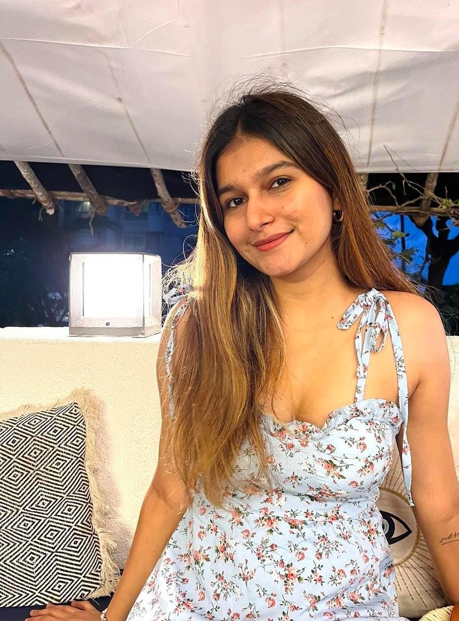 Chennai Airhostess Escort Neha